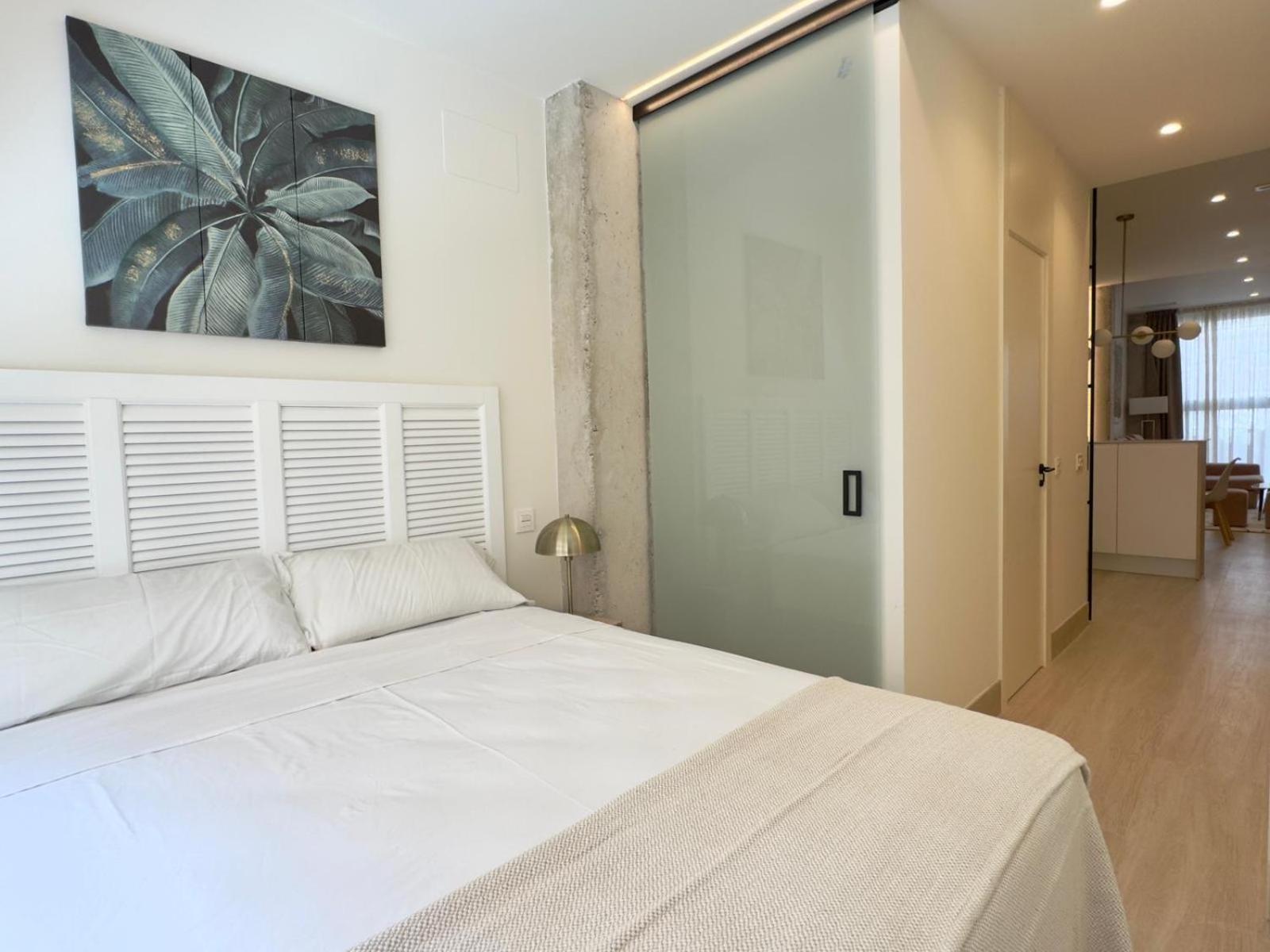 Apartamentos Orilla Del Bernabeu Madrid Exterior photo